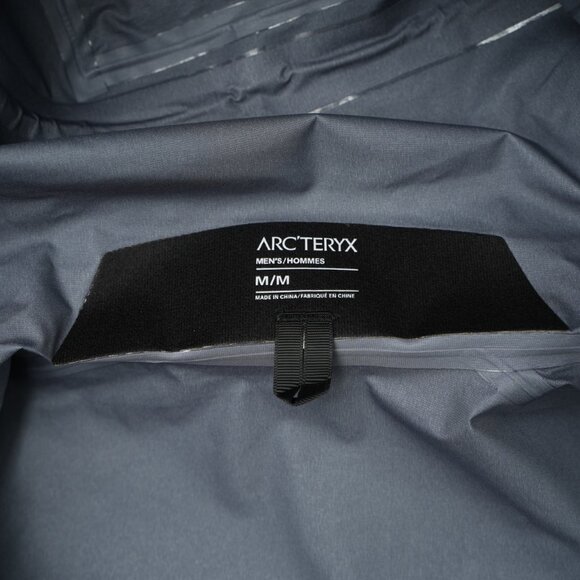Arc'teryx Beta AR Jacket Unisex - Picture 9 of 9